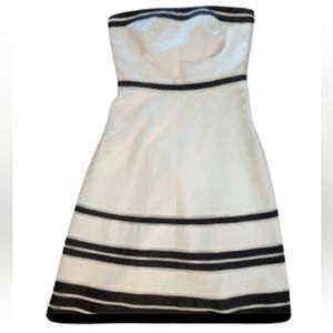 Ann Taylor Strapless Dress Size 4 Like New Black & White